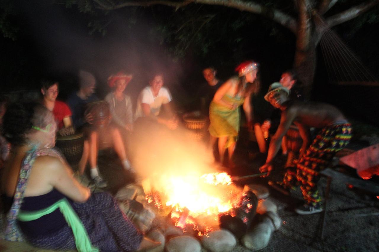 Dijembe Backpackers Lodge Stormsrivier Eksteriør bilde
