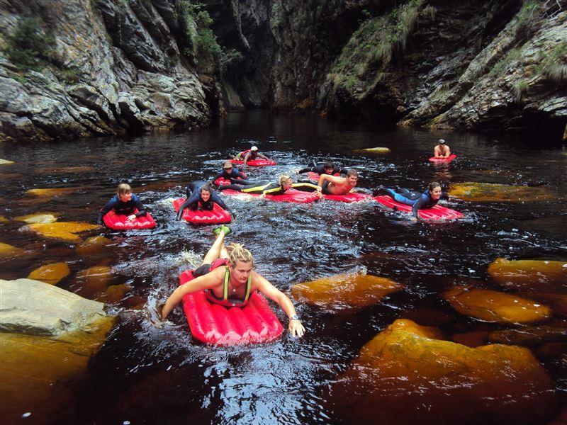 Dijembe Backpackers Lodge Stormsrivier Eksteriør bilde